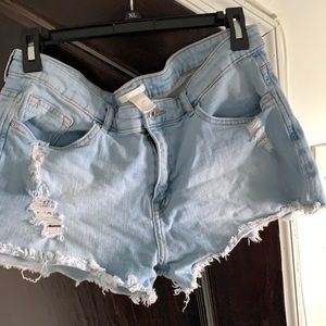Light wash shorts